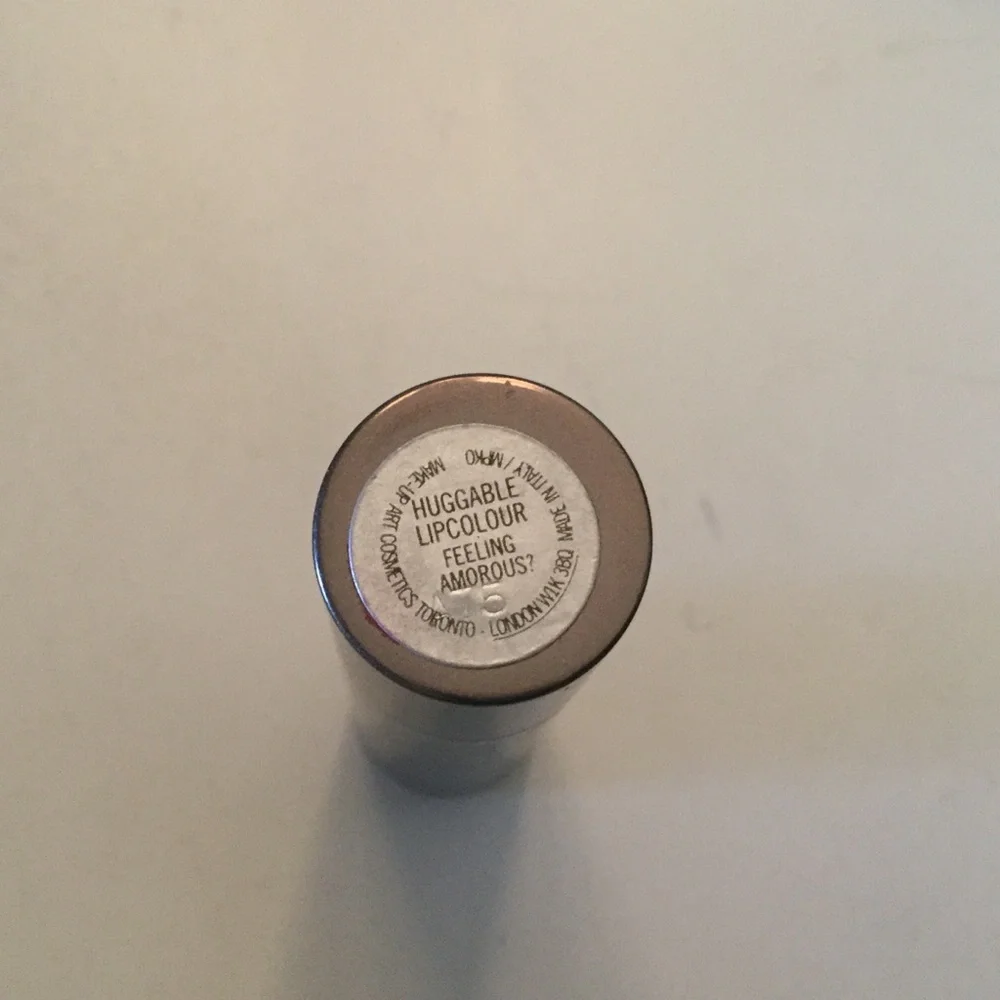MAC Cosmetics mac huggable
